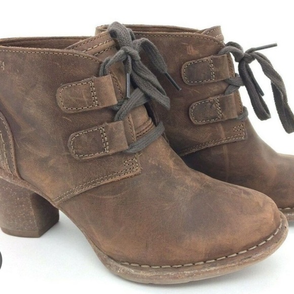 Women's Brown Ankle Boots - Picture 10 of 12